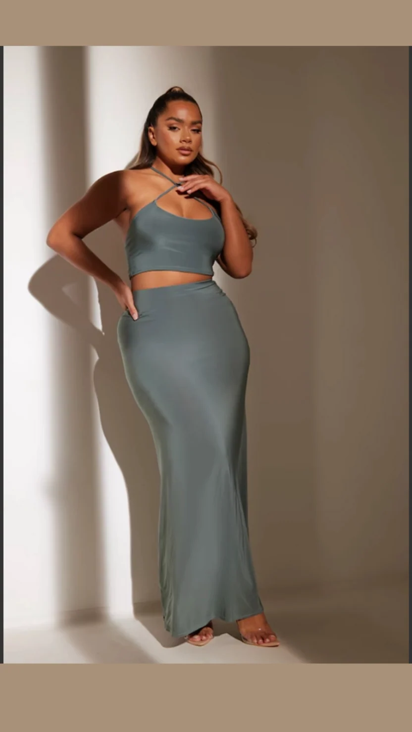The Effortless Elegance Top/Skirt Set - Image 2