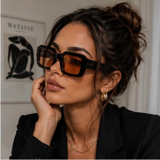 Fashion Retro Rectangular Women's Sunglasses - Image 2