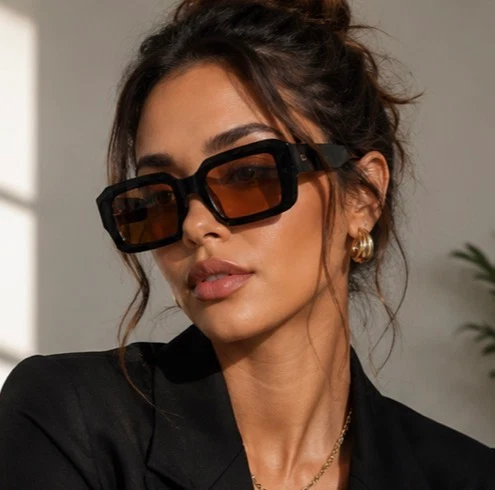 Fashion Retro Rectangular Women's Sunglasses - Image 3